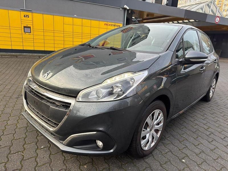 Gebraucht Peugeot 208 Active 82 PS (60 kW) 2017 Grau Kleinwagen