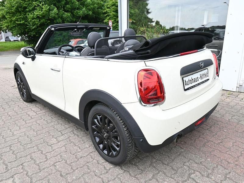 Gebraucht Mini One Cabriolet 102 PS (75 kW) 2020 Weiß Cabrio