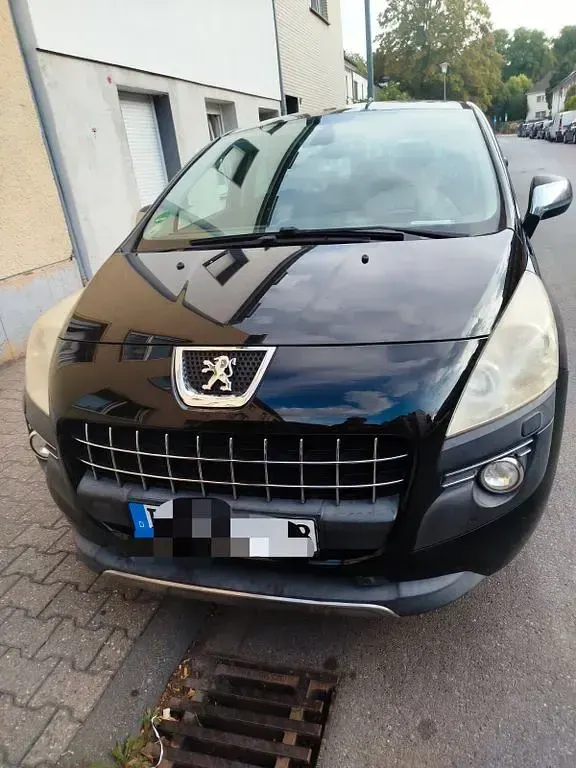 Gebraucht Peugeot 3008 Premium 120 PS (88 kW) 2010 Schwarz Kombi