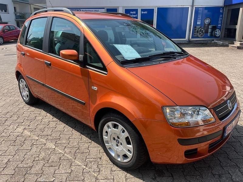 Gebraucht Fiat Idea 95 PS (69 kW) 2005 Orange Van / Kleinbus