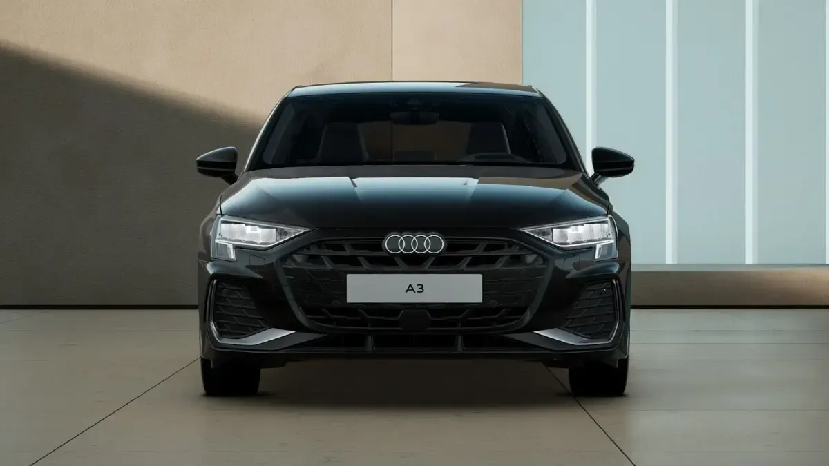 Gebraucht Audi A3 S-Line 150 PS (110 kW) 2025 Mythosschwarz metallic Limousine