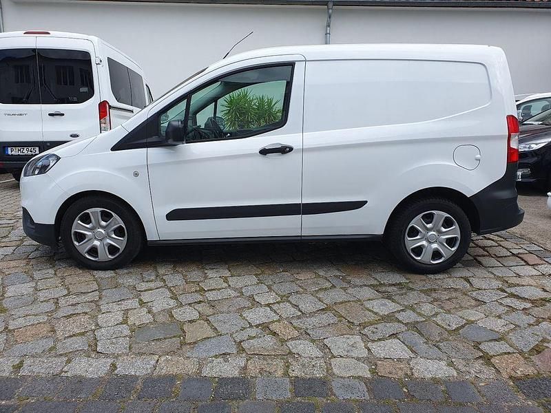 Gebraucht Ford Transit Trend 101 PS (74 kW) 2022 Frozen white Van / Kleinbus