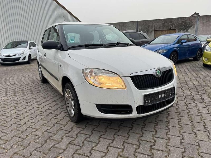 Gebraucht Skoda Fabia Classic 60 PS (44 kW) 2009 Candyweiss Kleinwagen