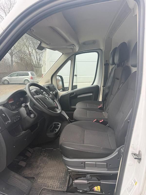 Gebraucht Opel Movano 165 PS (121 kW) 2023 Weiß Van