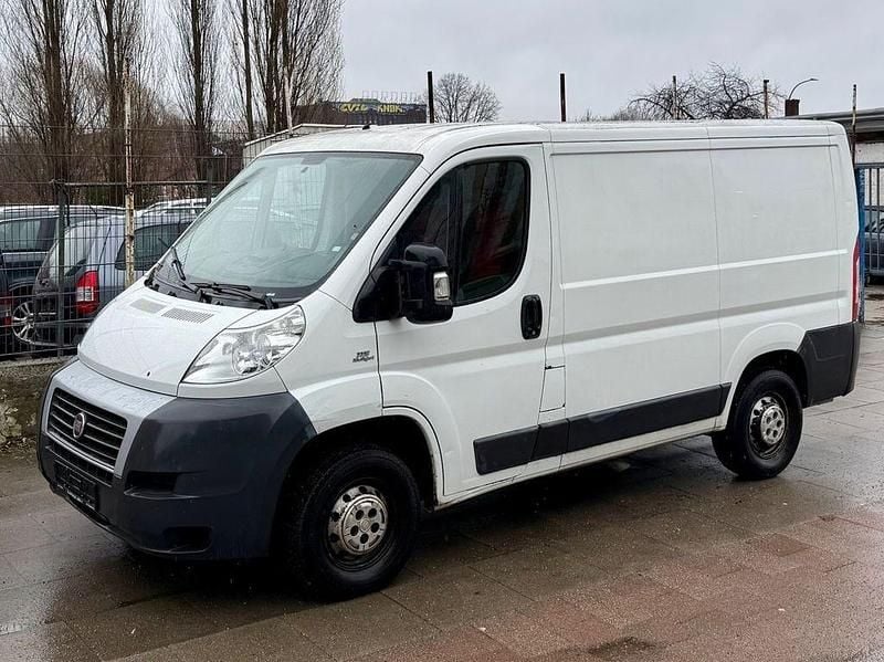 Gebraucht Fiat Ducato 116 PS (85 kW) 2014 Weiß Van