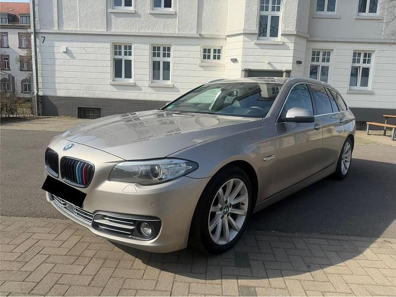 Gebraucht BMW 535 Luxury Line 313 PS (230 kW) 2015 Grau Kombi