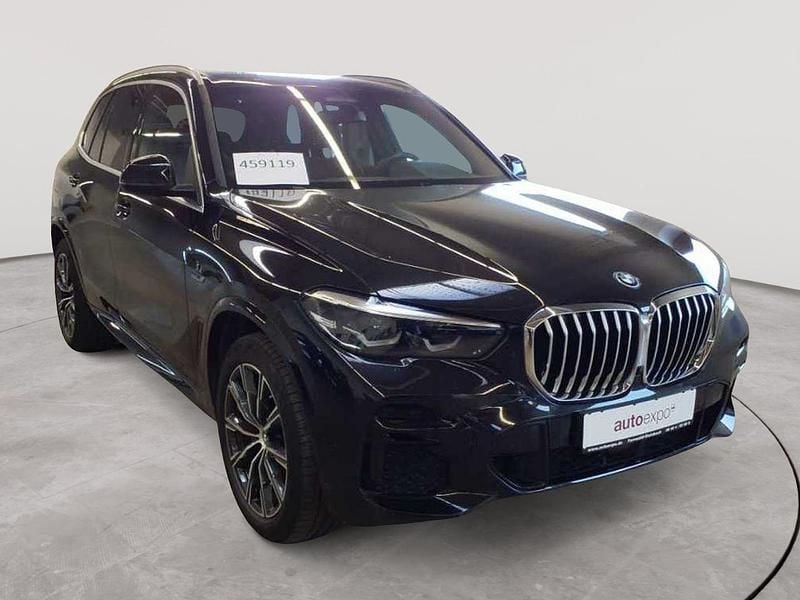 Saphirschwarz metallic Gebraucht 2022 BMW X5 M Sport SUV | 50.990 € (Superpreis) - Bild 1/4