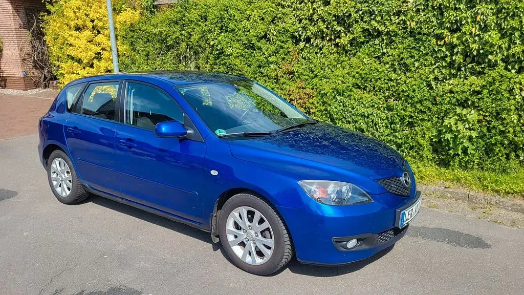Second-hand Mazda 3 105 CP (77 kW) 2007 Albastru Berlinǎ