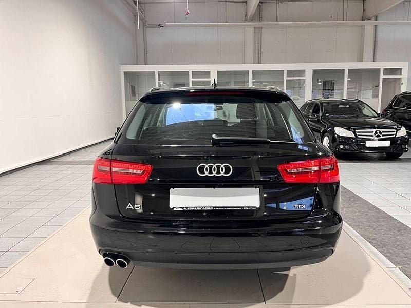 Gebraucht Audi A6 Comfort 177 PS (130 kW) 2014 Schwarz Kombi