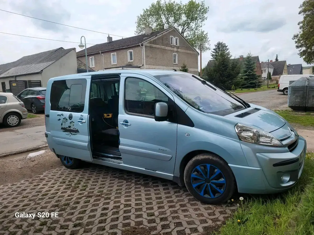 Używany Citroën Jumpy 125 KM (91 kW) 2008 Niebieski Minivan