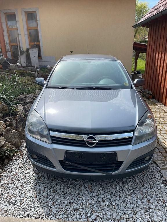 Gebraucht Opel Astra Edition 105 PS (77 kW) 2006 Grau Limousine