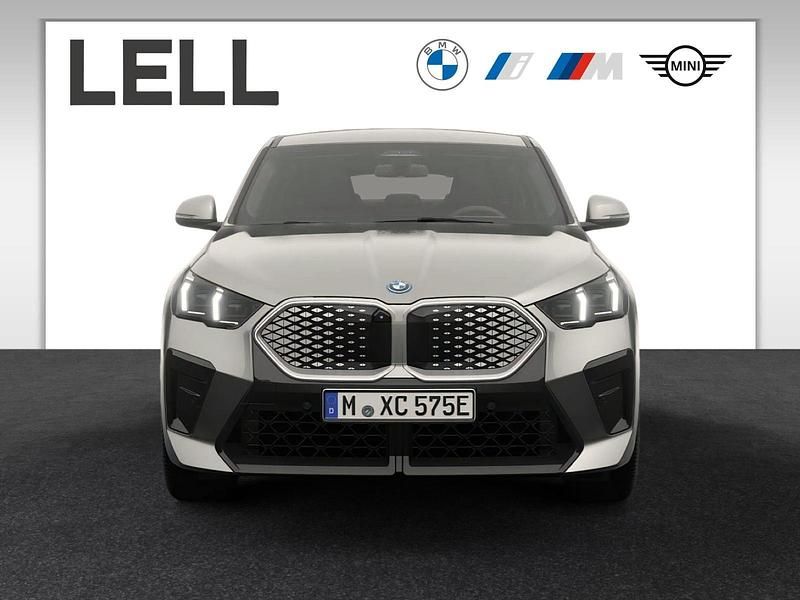 Neu BMW iX2 M Sport 150 kW (204 PS) 2026 Grau SUV