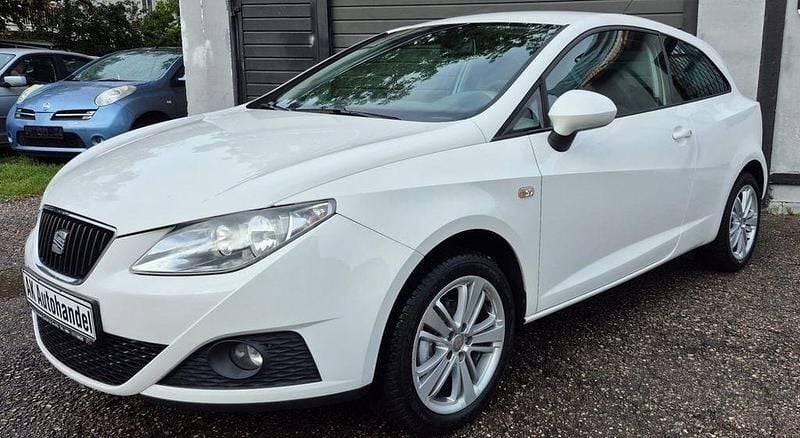 Weiß Gebraucht 2010 Seat Ibiza SC Kleinwagen | 3.390 € (Guter Preis) - Bild 1/4