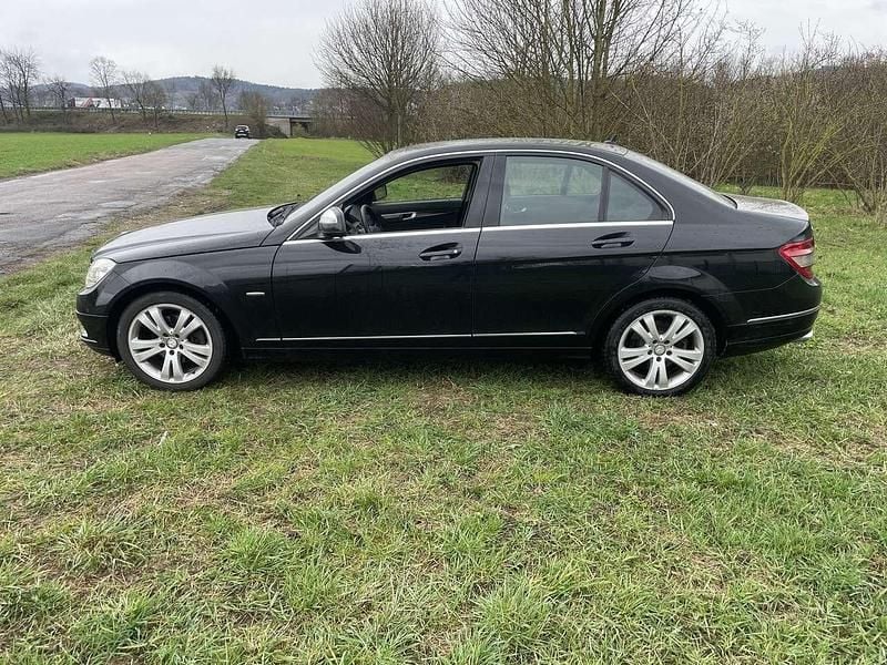 Gebraucht Mercedes C220 170 PS (125 kW) 2008 Obsidianschwarz  metalliclack Limousine