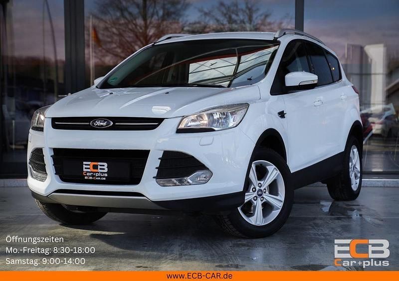 Gebraucht Ford Kuga Trend 150 PS (110 kW) 2013 Weiß SUV