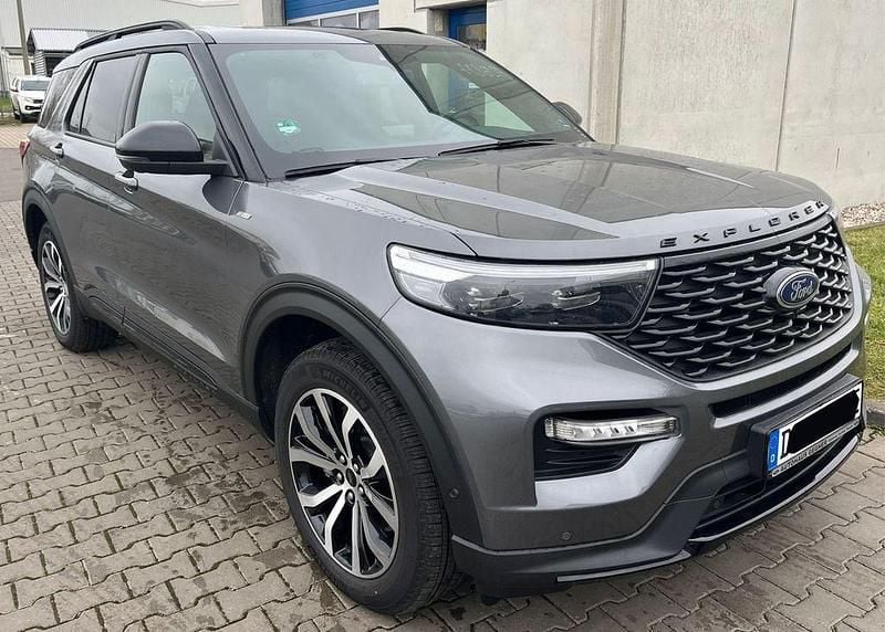 Grau Gebraucht 2024 Ford Explorer ST-Line SUV | 56.500 € (Guter Preis) - Bild 1/4