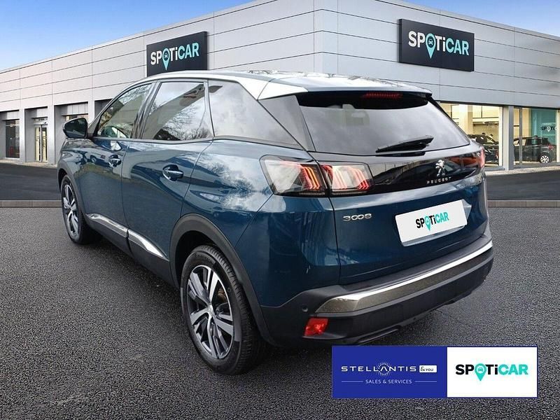 Gebraucht Peugeot 3008 Allure 131 PS (96 kW) 2024 Blau SUV