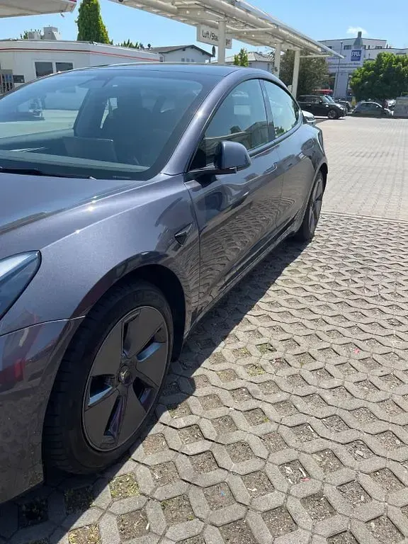 Gebraucht Tesla Model 3 Standard Range Plus 225 kW (306 PS) 2021 Silber Limousine