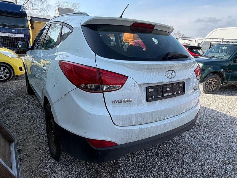 Gebraucht Hyundai ix35 Classic 116 PS (85 kW) 2011 Weiß SUV