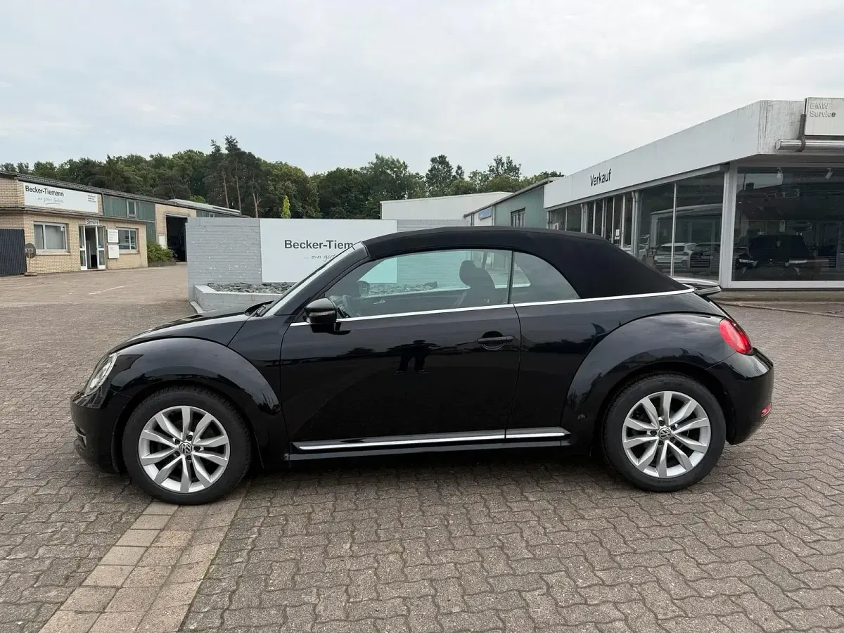 Gebraucht VW Beetle Design 150 PS (110 kW) 2013 Schwarz Kleinwagen