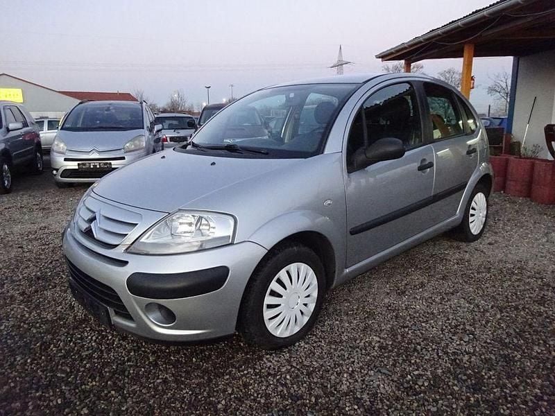 Grau Gebraucht 2007 Citroën C3 Advance Limousine | 1.500 € (Guter Preis) - Bild 1/4