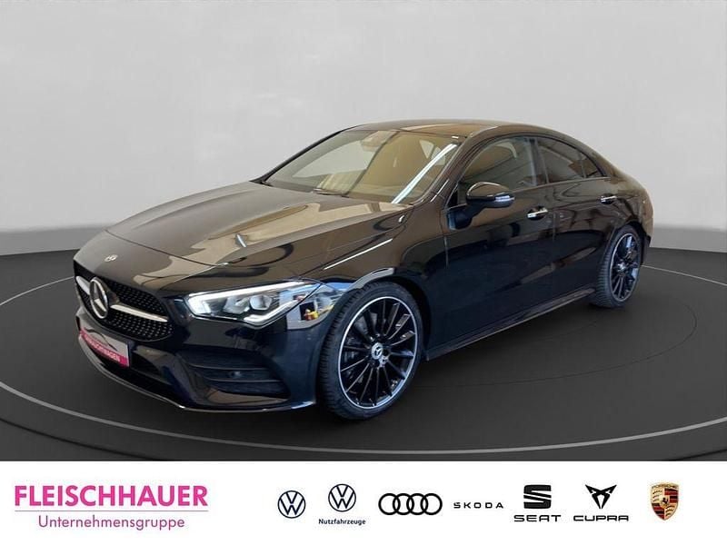 Schwarz Gebraucht 2020 Mercedes CLA220 AMG line Limousine | 30.980 € (Guter Preis) - Bild 1/4