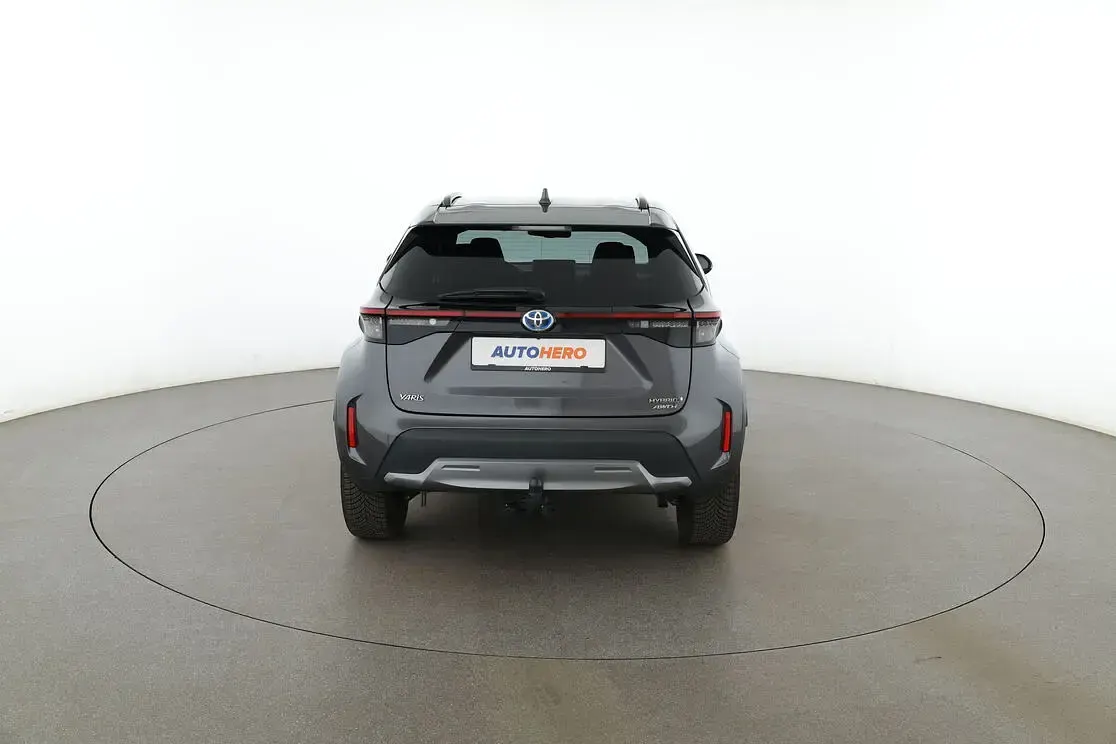 Gebraucht Toyota Yaris Cross 2023 Grau SUV
