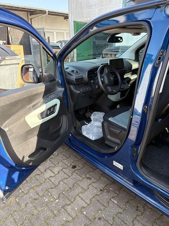 Gebraucht Citroën Berlingo Shine 131 PS (96 kW) 2020 Blau Van / Kleinbus