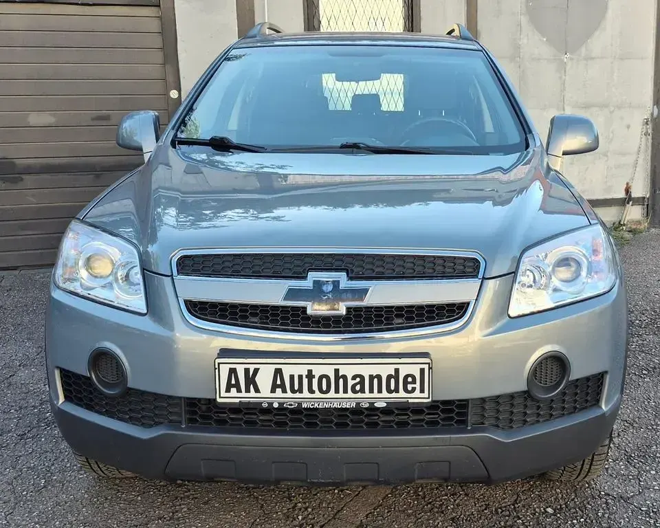 Gebraucht Chevrolet Captiva LS 136 PS (100 kW) 2009 Grau SUV