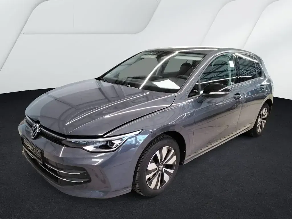 Gebraucht VW Golf VIII Goal 150 PS (110 kW) 2025 Grau Limousine