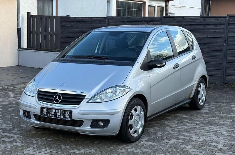 Silber Gebraucht 2006 Mercedes A180 Limousine | 2.500 € (Fairer Preis) - Bild 1/4