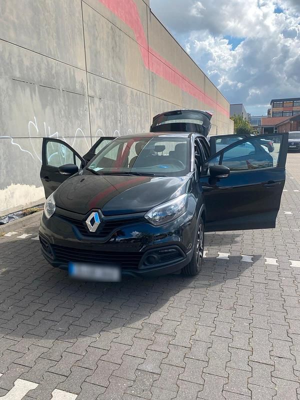 Schwarz Gebraucht 2017 Renault Captur Experience SUV | 9.800 € - Bild 1/4