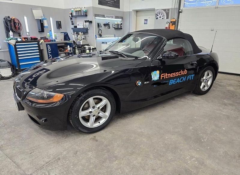 Schwarz Gebraucht 2003 BMW Z4 Sport Line Cabrio | 10.900 € (Teuer) - Bild 1/4