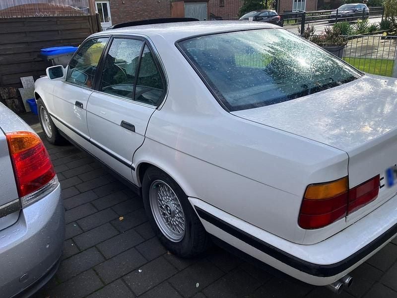 Gebraucht BMW 525 141 PS (103 kW) 1990 Limousine