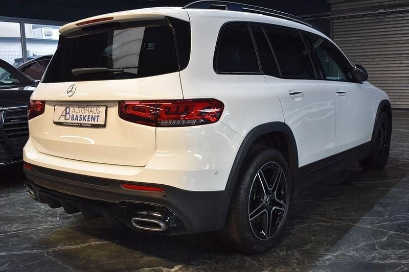 Gebraucht Mercedes GLB220 AMG line 190 PS (139 kW) 2023 Weiß SUV
