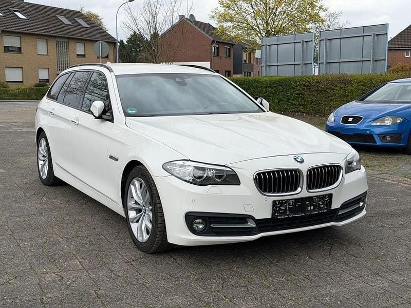 Gebraucht BMW 520 Shadowline 190 PS (139 kW) 2017 Weiß Kombi