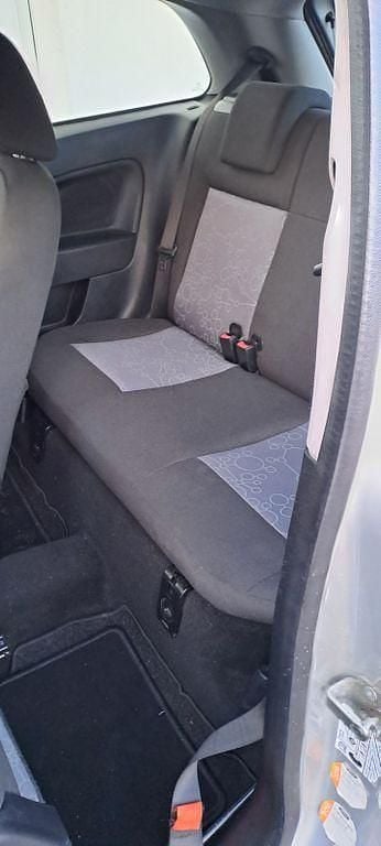 Gebraucht Ford Fiesta Fun X 60 PS (44 kW) 2007 Silber Kleinwagen