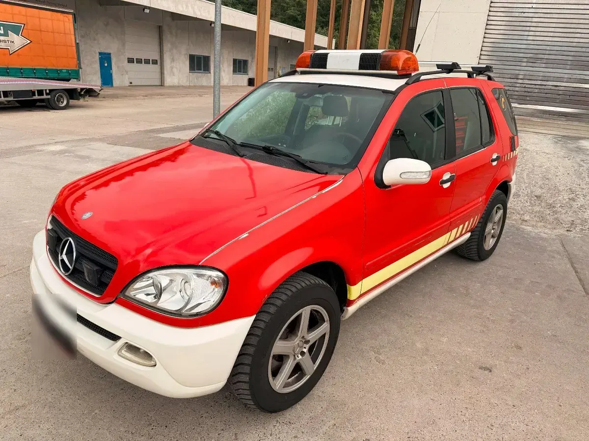 Gebraucht Mercedes ML270 163 PS (119 kW) 2004 SUV