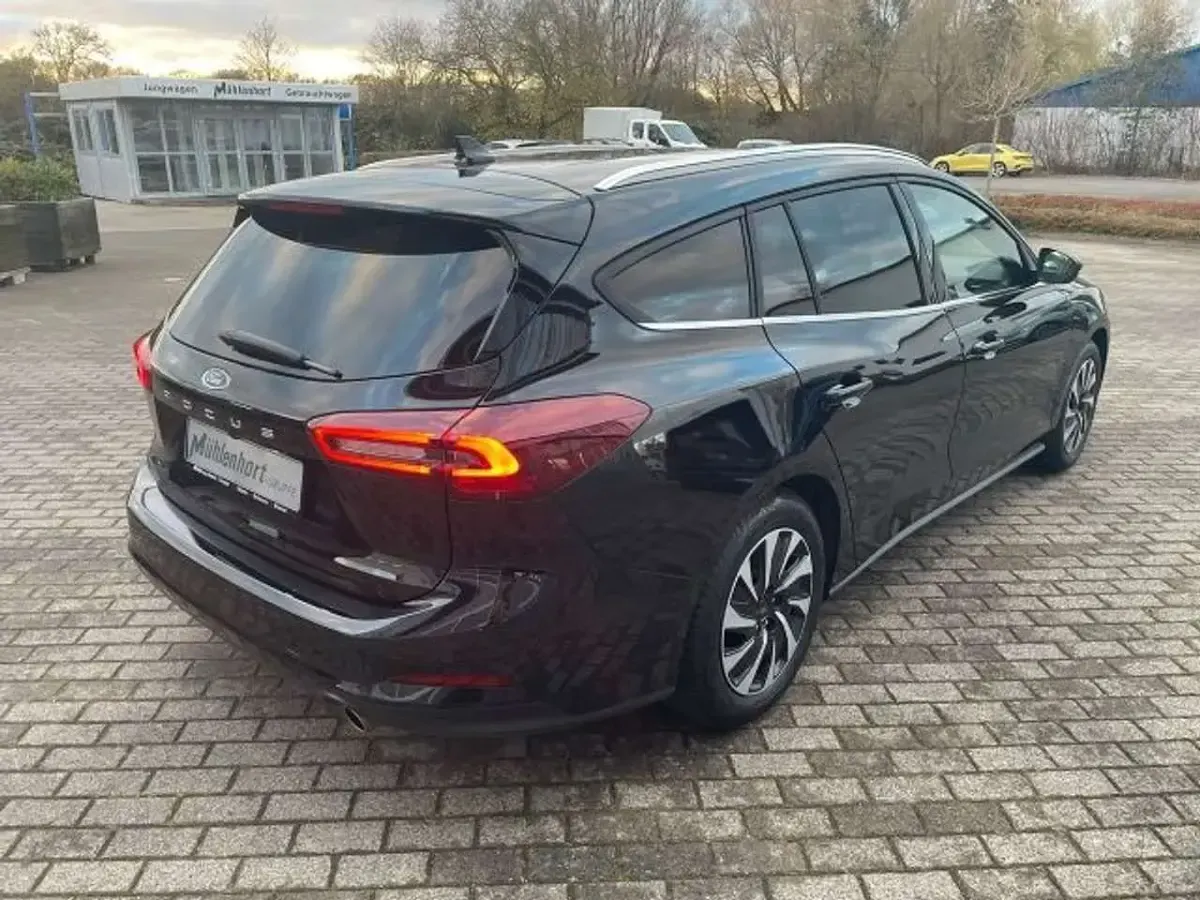 Gebraucht Ford Focus Titanium S 125 PS (91 kW) 2025 Agate black Kombi