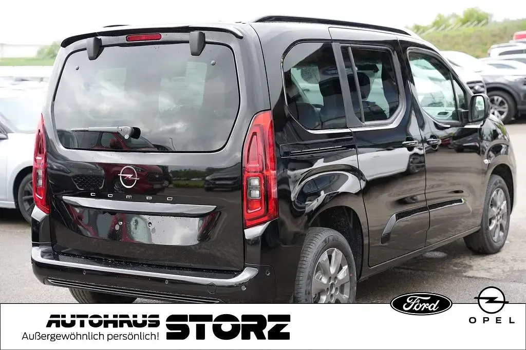 Neu Opel Combo Life 131 PS (96 kW) 2026 Schwarz Van / Kleinbus