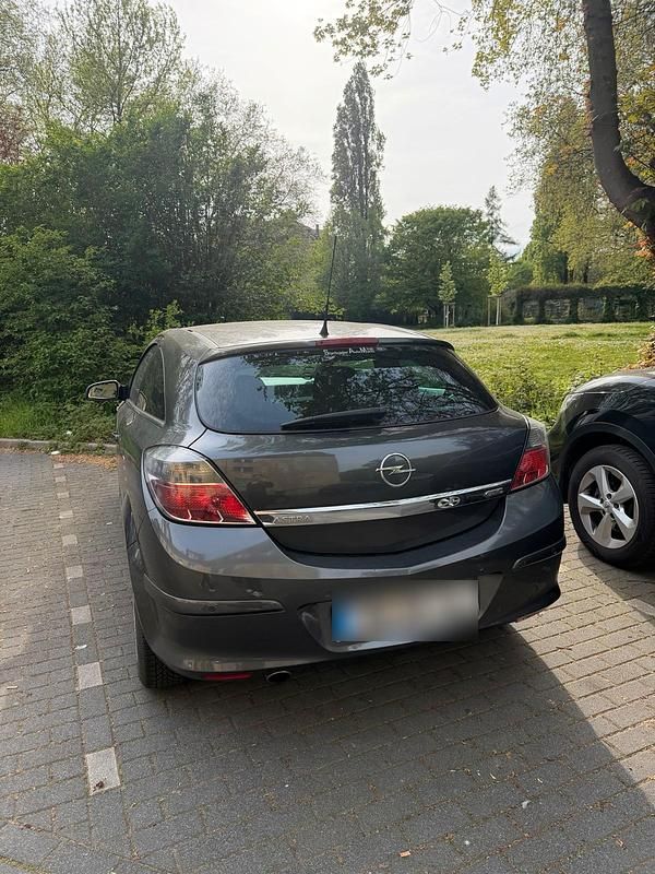 Second-hand Opel Astra GTC 2009 Gri Coupe