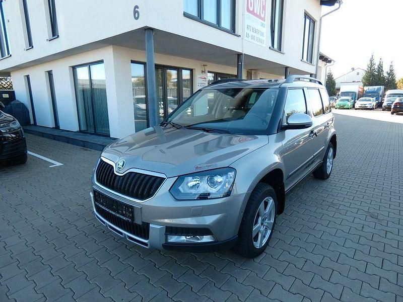 Beige Gebraucht 2014 Skoda Yeti Elegance SUV | 10.490 € (Superpreis) - Bild 1/4