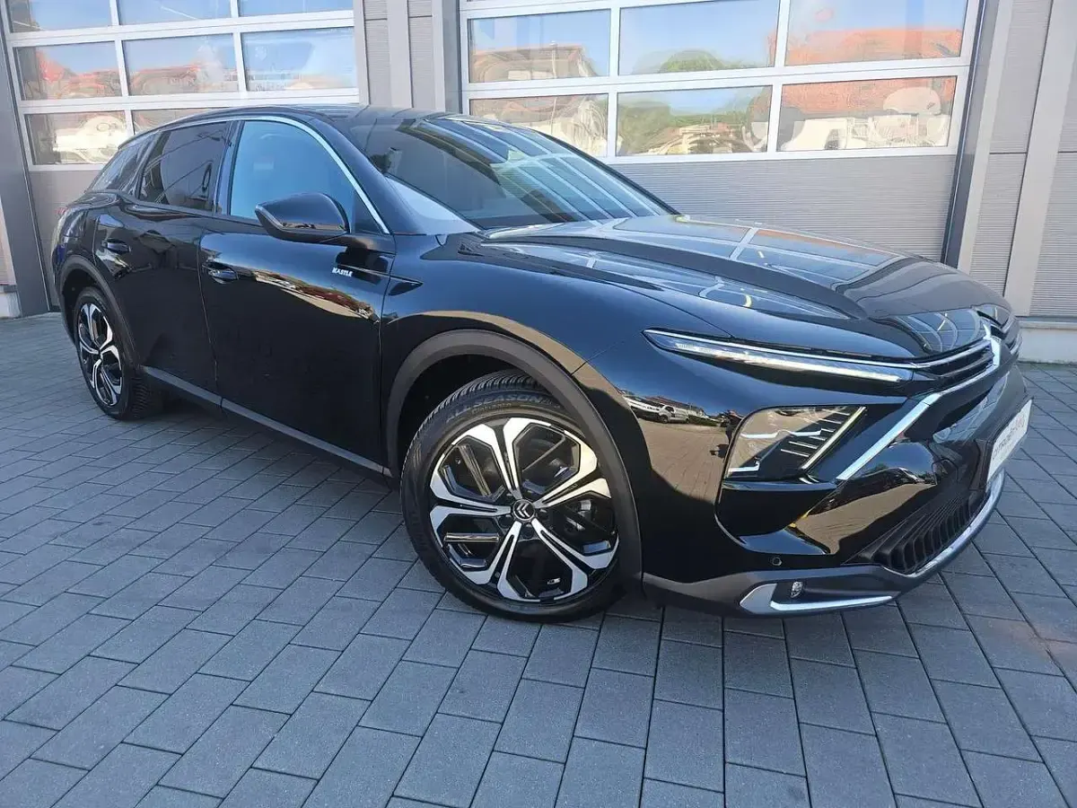 Gebraucht Citroën C5 X 145 PS (106 kW) 2025 Perlaneraschwarz Kombi