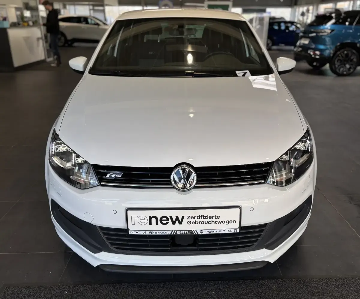Gebraucht VW Polo Highline 110 PS (80 kW) 2017 Pure white Limousine