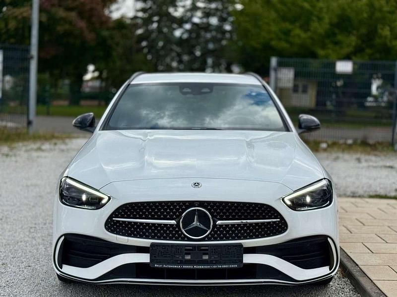 Polarweiss Gebraucht 2023 Mercedes C300e AMG Kombi | 39.900 € (Fairer Preis) - Bild 1/4