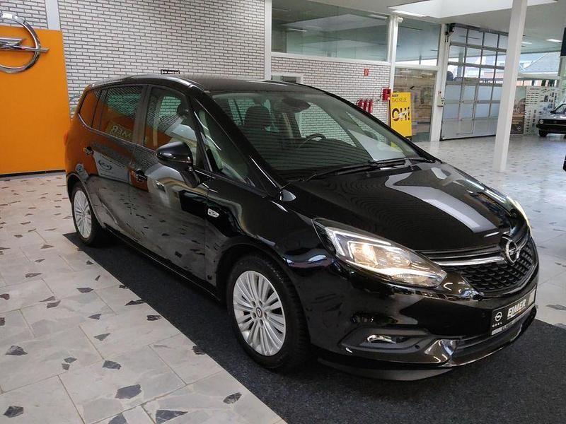 Gebraucht Opel Zafira 140 PS (102 kW) 2018 Schwarz Van / Kleinbus