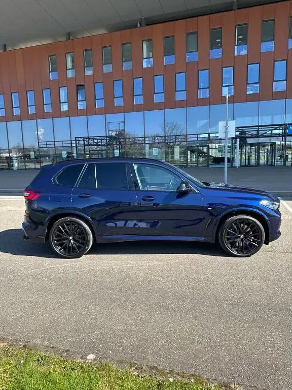 Gebraucht BMW X5 Performance 530 PS (389 kW) 2021 Blau SUV