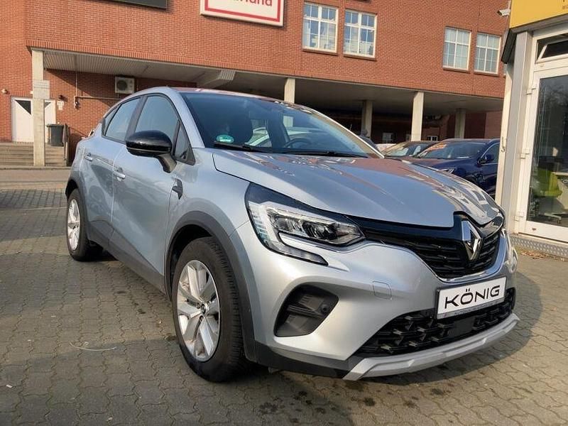 Second-hand Renault Captur Evolution 140 CP (102 kW) 2023 Gri SUV