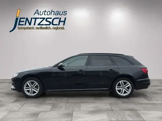 Gebraucht Audi A4 Advanced Plus 204 PS (150 kW) 2020 Schwarz Kombi