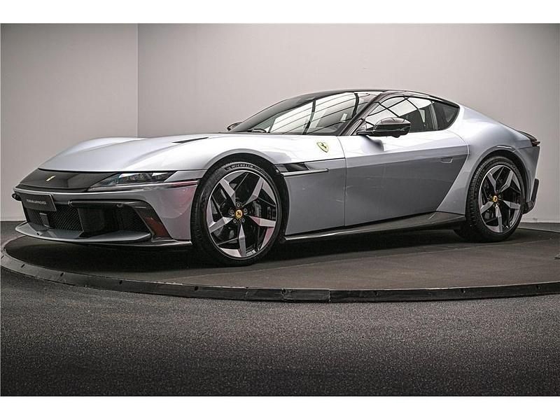 Gebraucht Ferrari 12 Cilindri 830 PS (610 kW) 2025 Grau